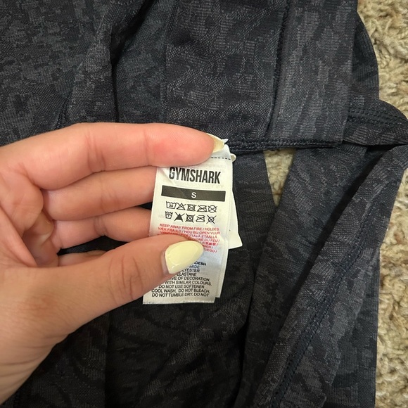 Gymshark Black & Gray High-Waisted Leggings - Picture 4 of 4